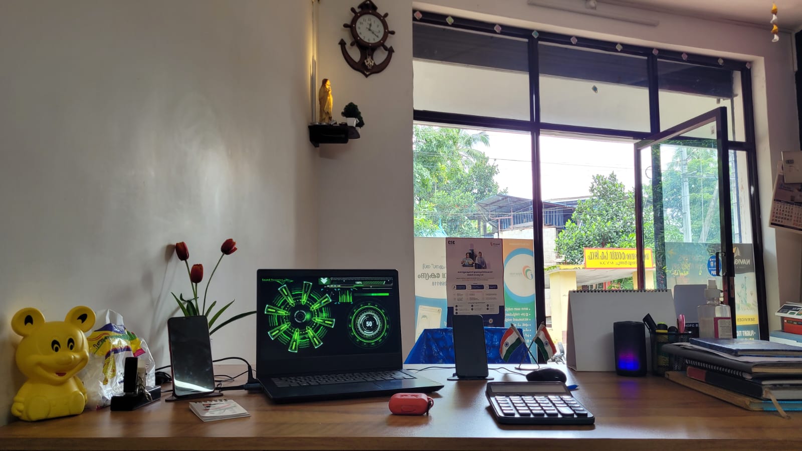 NAVIGATOR TRAVELS & CSC - Center Photo